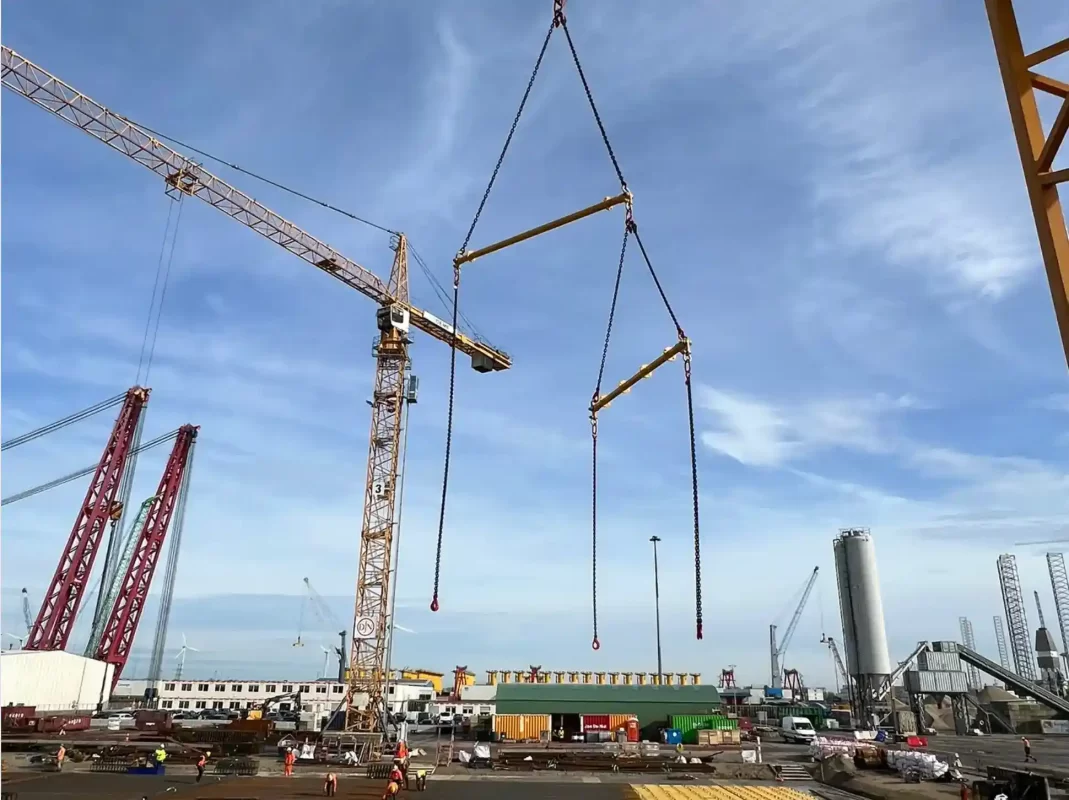 Modulift at World’s First Offshore Energy Island Princess Island