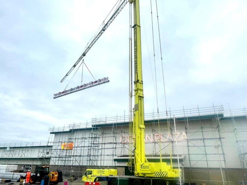 Lattice beam lifting components in to place